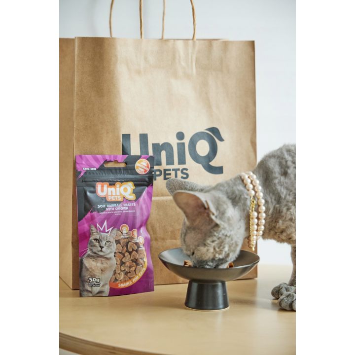 UNIQ PETS przysmaki dla kota hairball miękkie serca z kurczakem 50g